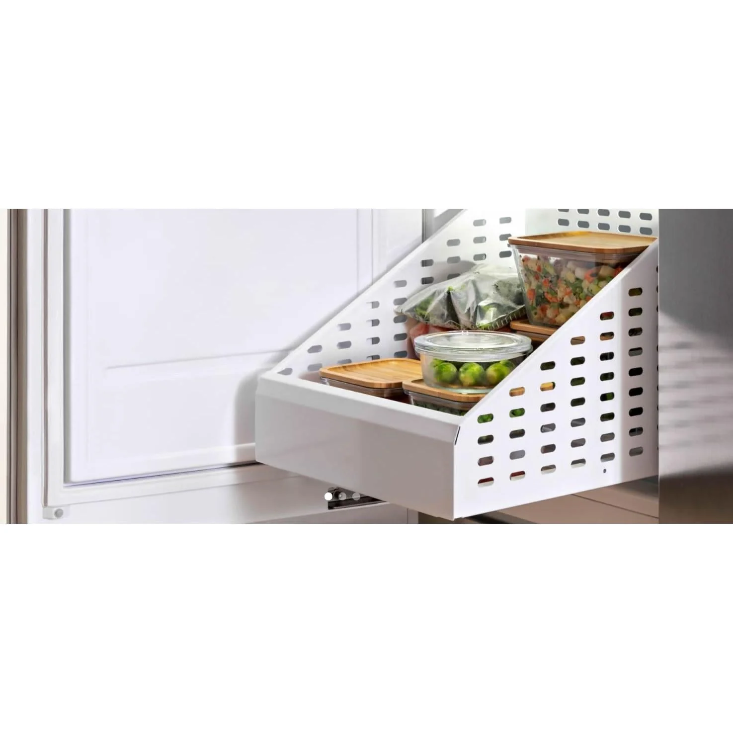 Bertazzoni Congélateur vertical de 12,6 pi cu avec machine à glaçons REF24FCIPIXL/23 - Image 5