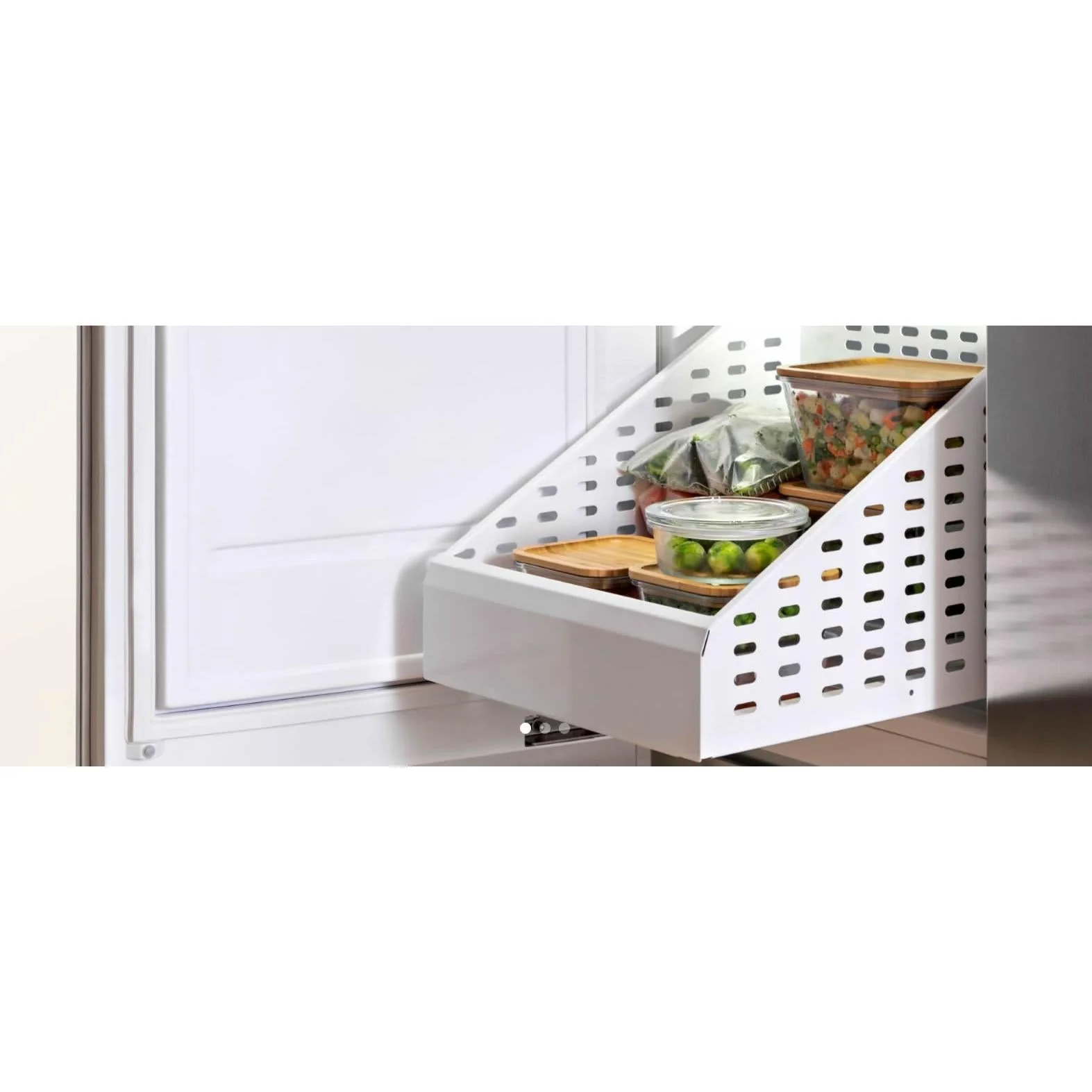 Bertazzoni Congélateur vertical de 8,2 pi cu avec machine à glaçons REF18FCIPRL/23 - Image 5