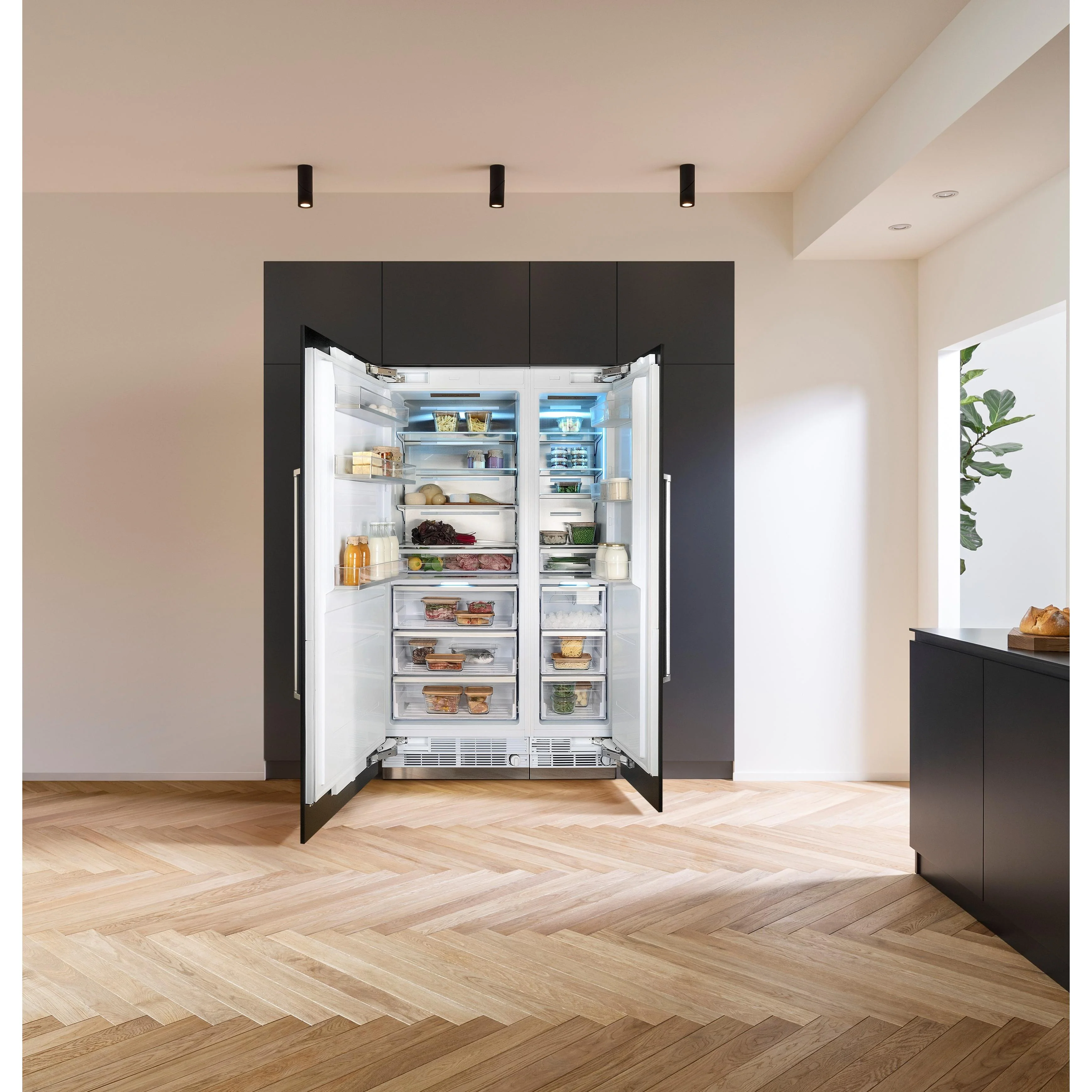 Bertazzoni Congélateur vertical de 8.6 pi cu REF18FCBIPRV - Image 2
