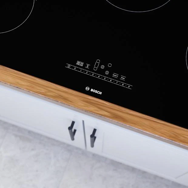 Bosch Table de cuisson encastrée électrique de 36 pouces avec SpeedBoost® NET8669UC - Image 4