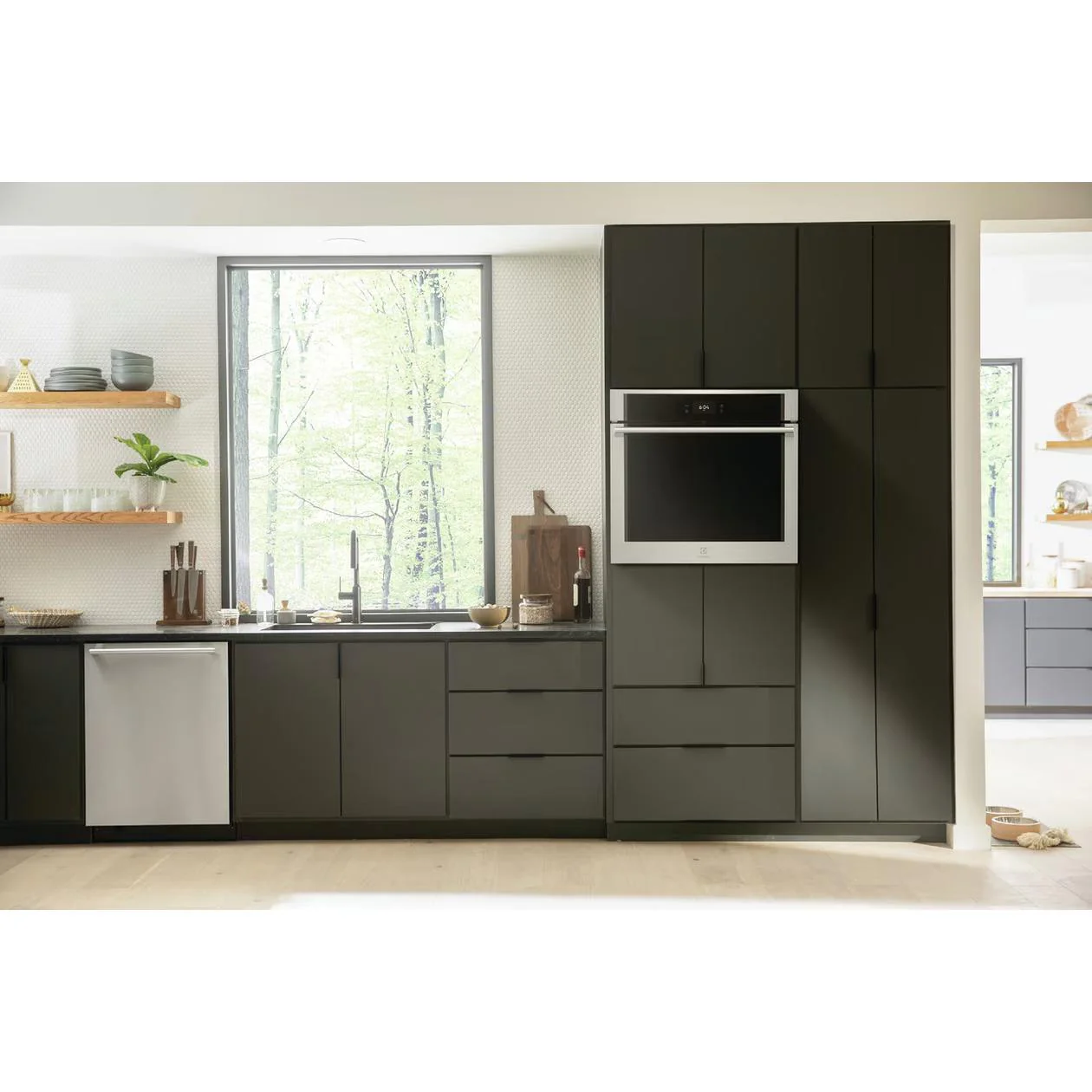 Electrolux Four mural encastré simple de 30 pouces avec technologie convection ECWS3012AS - Image 7
