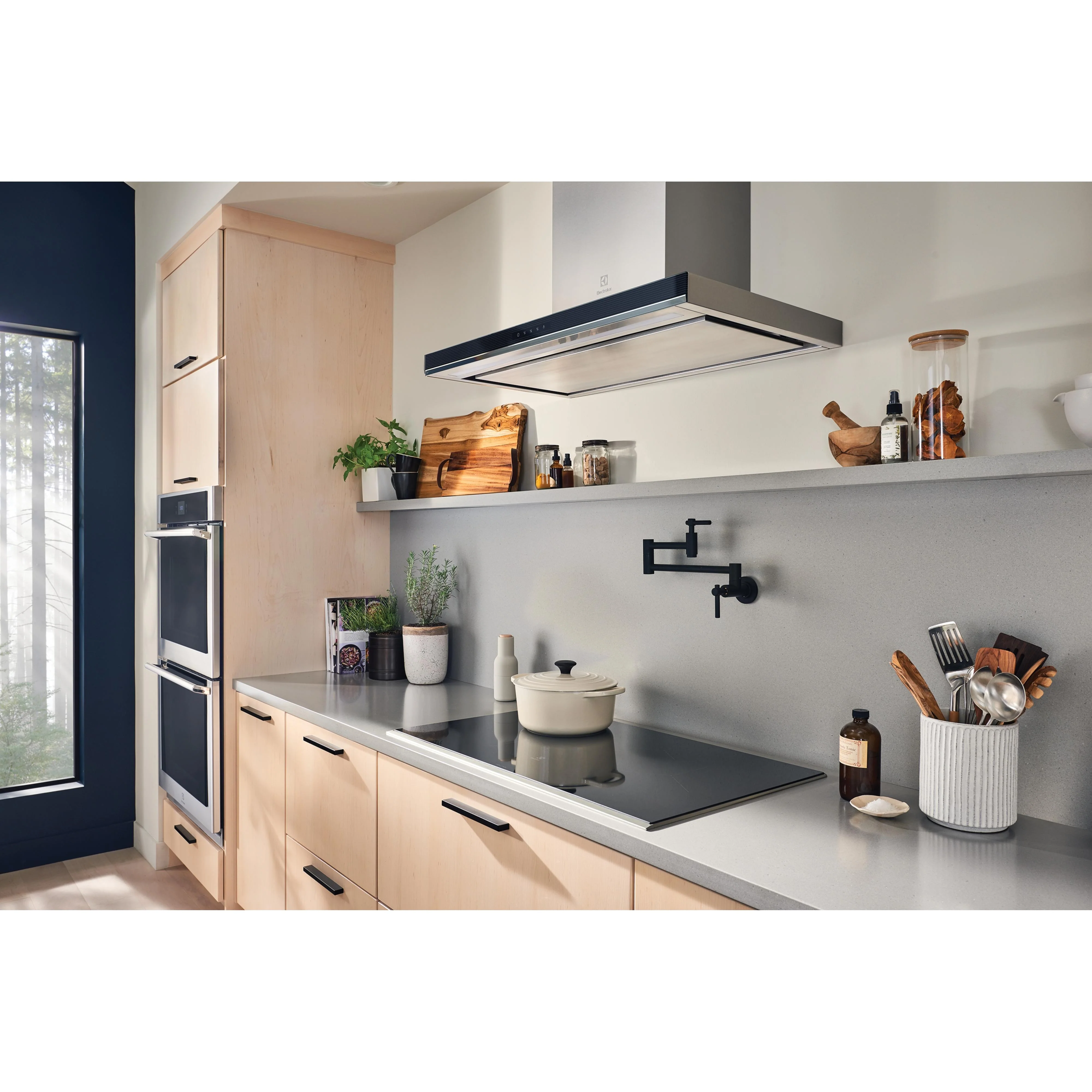 Electrolux Hotte de cuisinière murale en forme de T de 36 po ECVW3662AS - Image 6