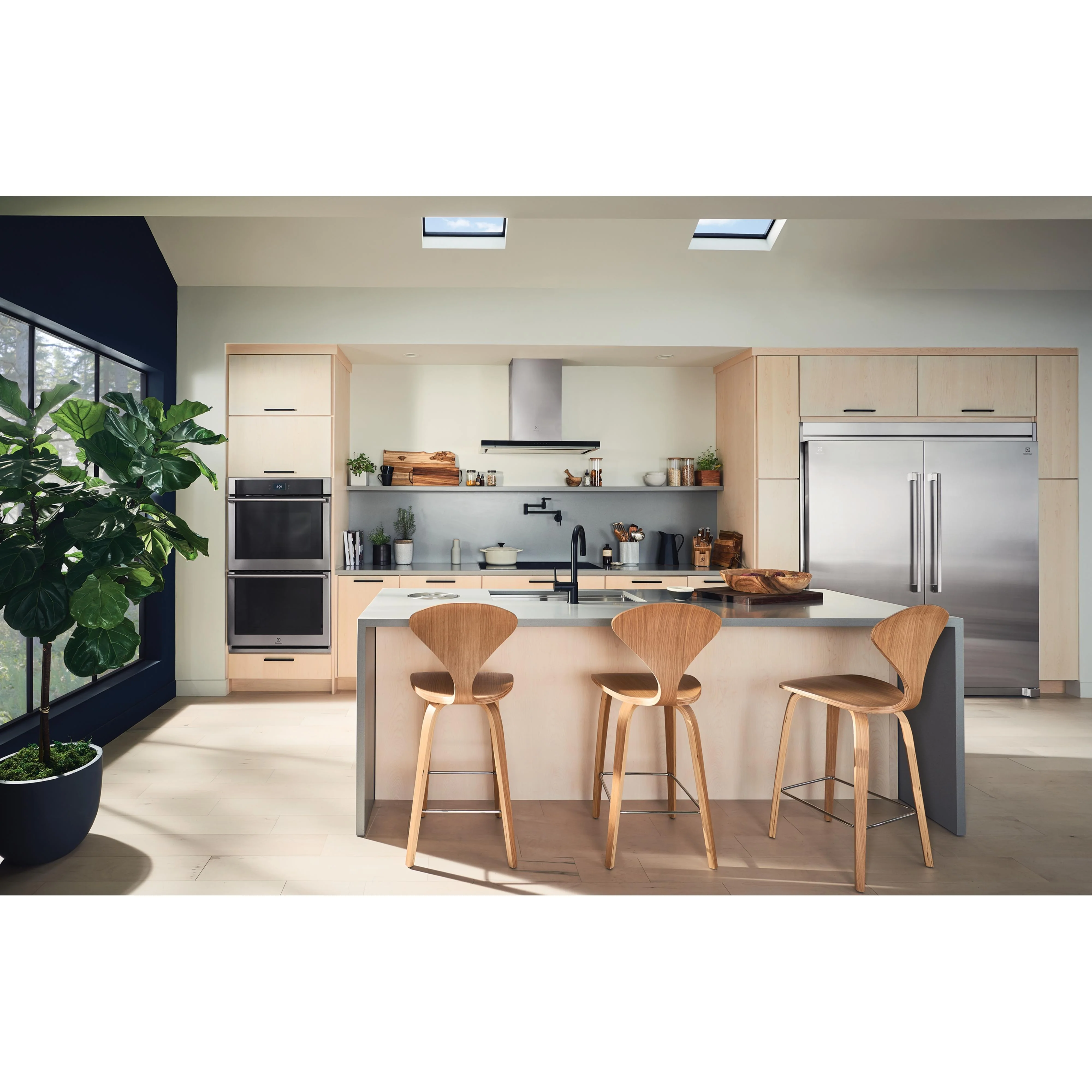 Electrolux Hotte de cuisinière murale en forme de T de 36 po ECVW3662AS - Image 7
