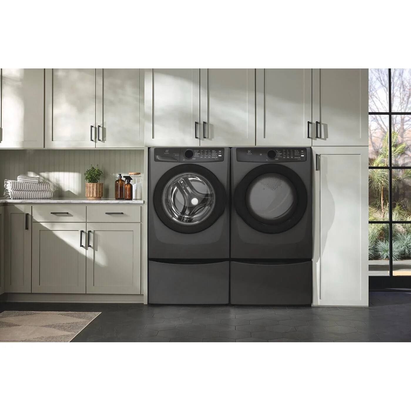 Electrolux Sécheuse électrique de 8.0 pi cu avec rafraîchissement instantané ELFE743CAT - Image 8