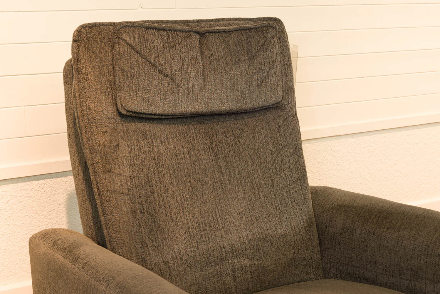 Fauteuil Inclinable - VENTE FINALE - MODÈLE DE PLANCHER ST-HYACINTHE - VENDU TEL QUEL - Image 3