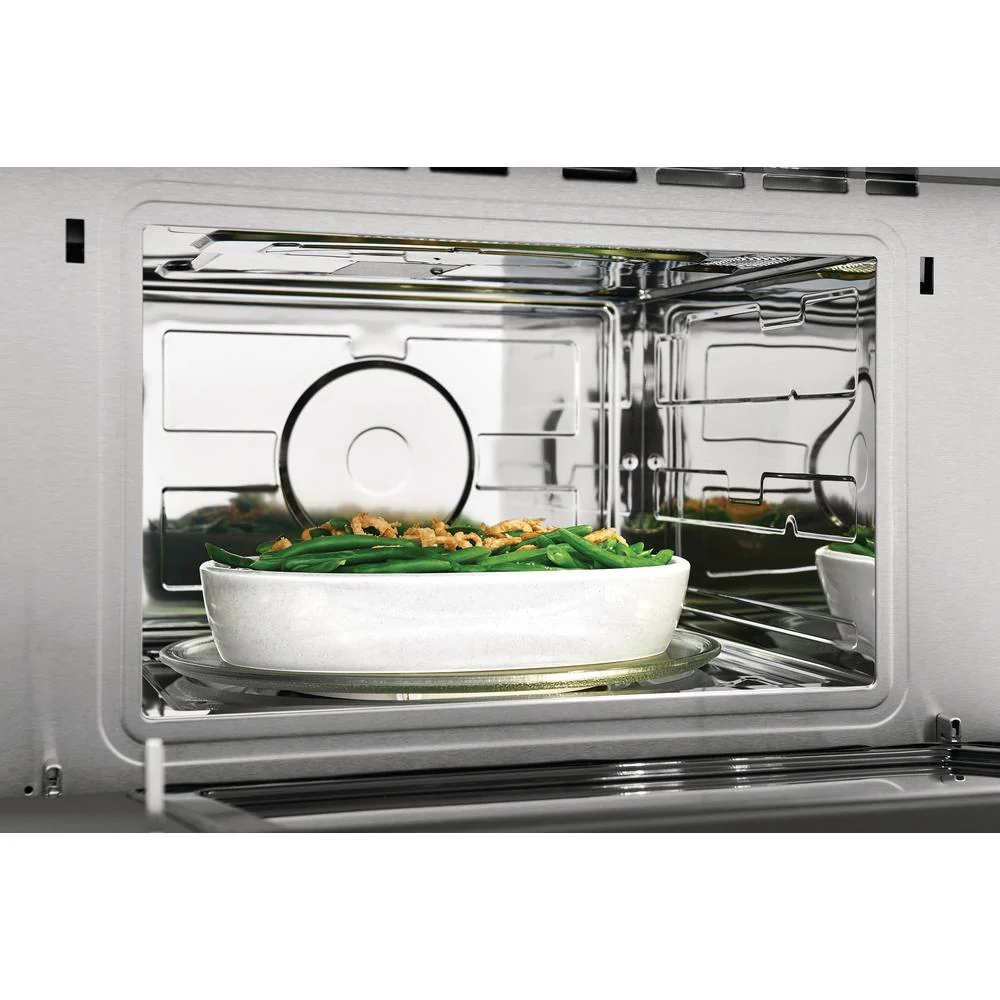 Frigidaire Gallery Four à micro-ondes encastré de 30 po., 1.6 pi.cu. avec cuisson par capteur GMBD3068AD - Image 5