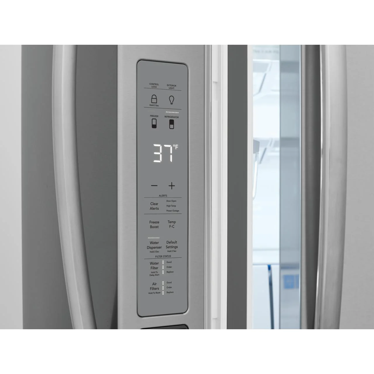 Frigidaire Gallery Réfrigérateur à profondeur de comptoir, quatre portes avec porte à deux battants de 36 pouces, 22,1 pi. cu. avec machine à glaçons interne GRMG2272CF - Image 7