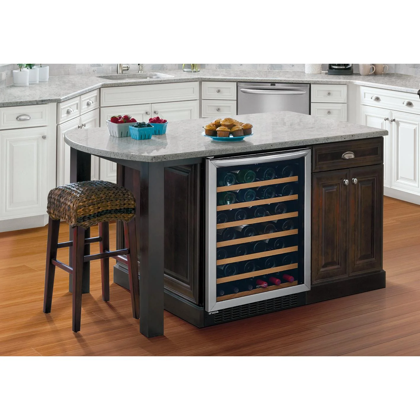 Frigidaire Gallery Refroidisseur à vin 5.3 pi cu, de 52 bouteilles amovible FGWC5233TS - Image 13