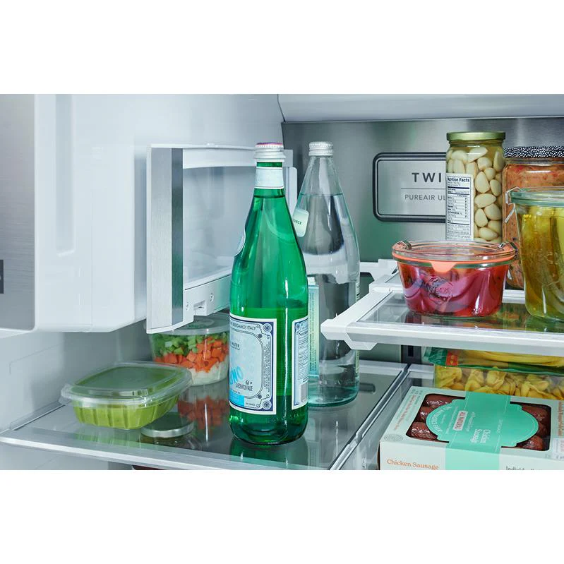 Frigidaire Professional Réfrigérateur quatre portes avec porte à deux battants à profondeur de comptoir de 36 pouces, 21 pi. cu. avec tiroir température Custom-Flex® PRMC2290BF - Image 11
