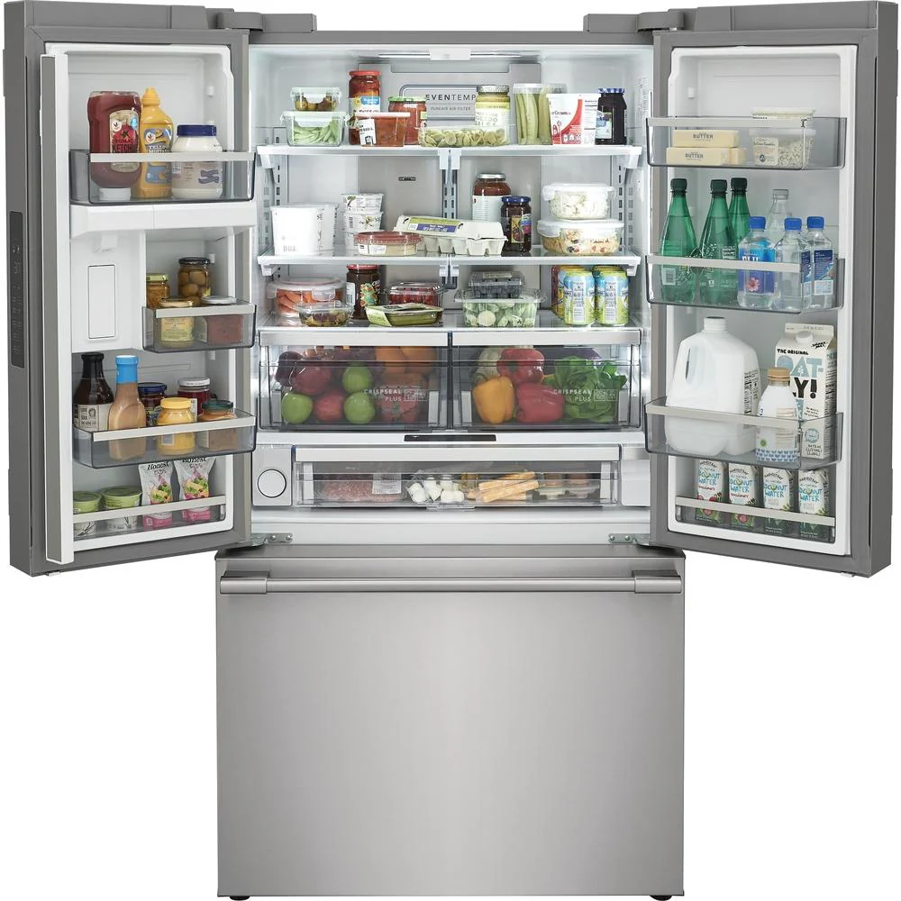 Frigidaire Professional Réfrigérateur trois portes avec porte à deux battants à profondeur de comptoir de 36 pouces, 23 pi. cu. PRFG2383AF - Image 9