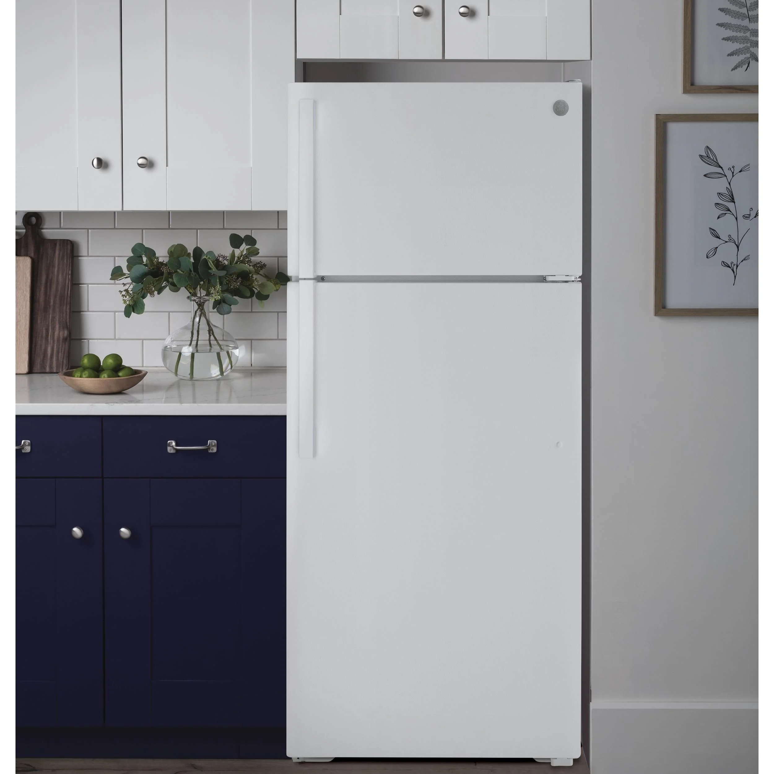 GE Réfrigérateur à congélateur supérieur amovible de 28 po., 15,6 pi.cu. avec ClimateKeeper™ GTE16DTNRWW - Image 5