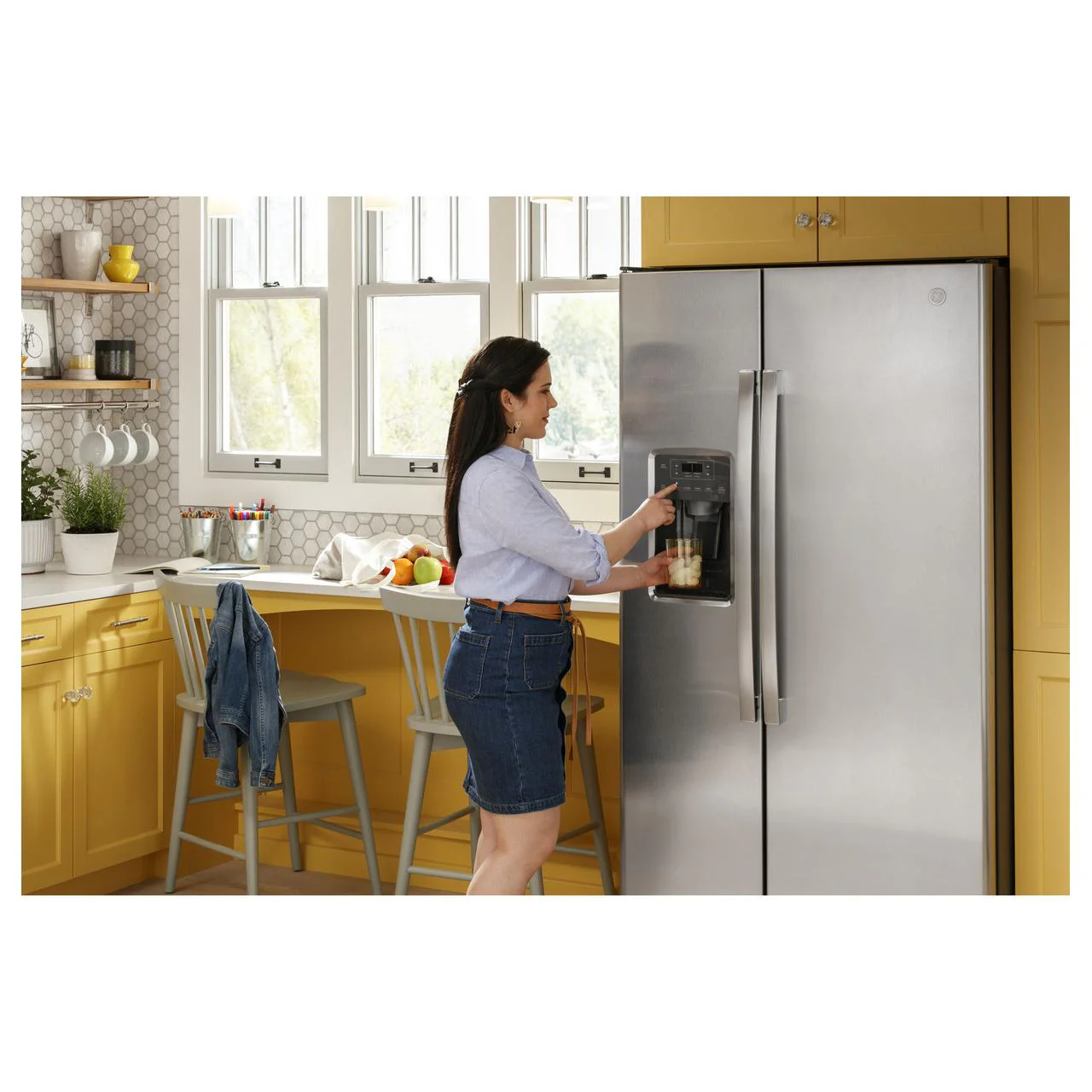 GE Réfrigérateur cÎte à cÎte de 33 pouces, 23 pi cu avec distributeur d'eau et de glace GSS23GYPFS - Image 14