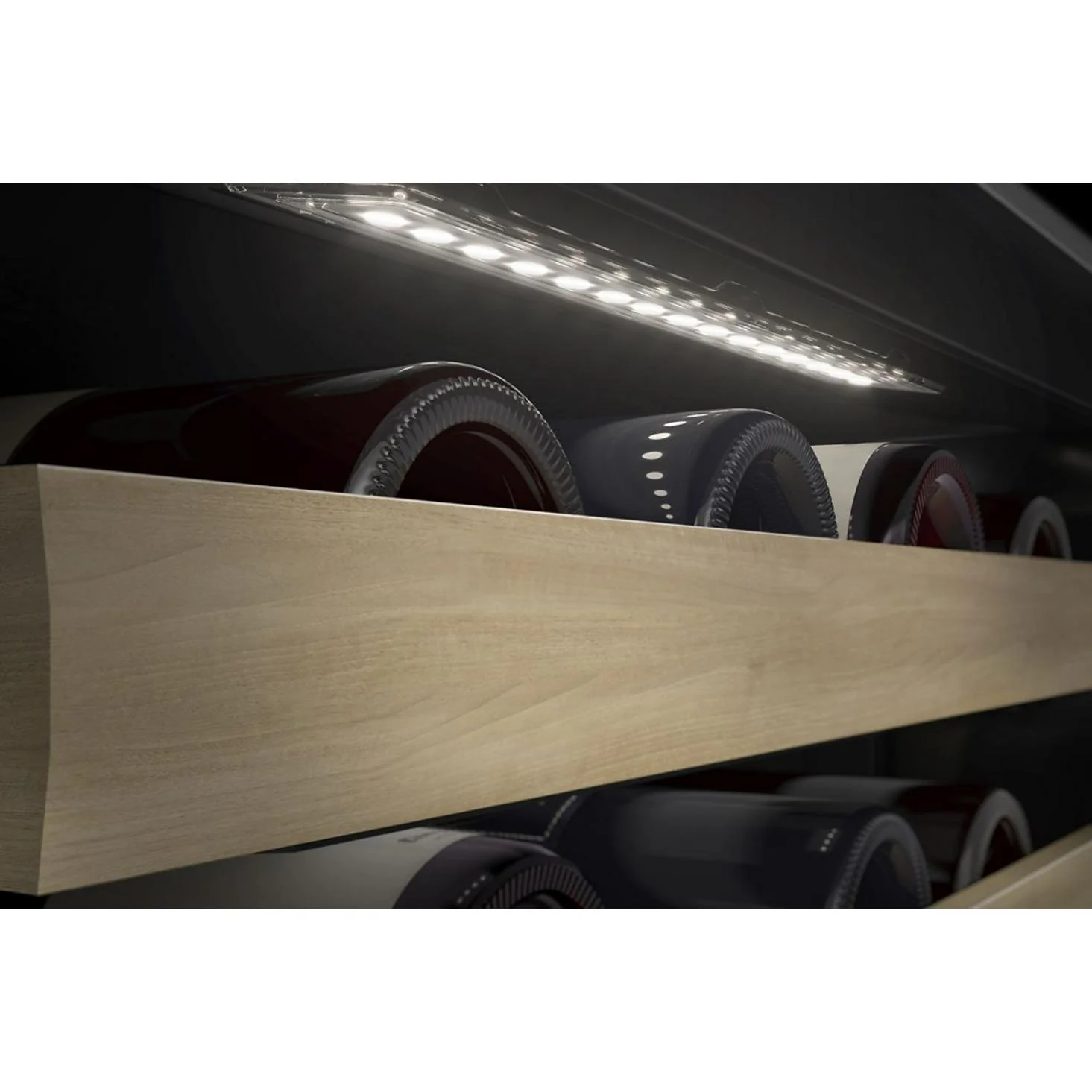 KitchenAid Cellier sous-comptoir de 46 bouteilles avec clayettes à façade en bois à extension complète KUWR524SBE - Image 6