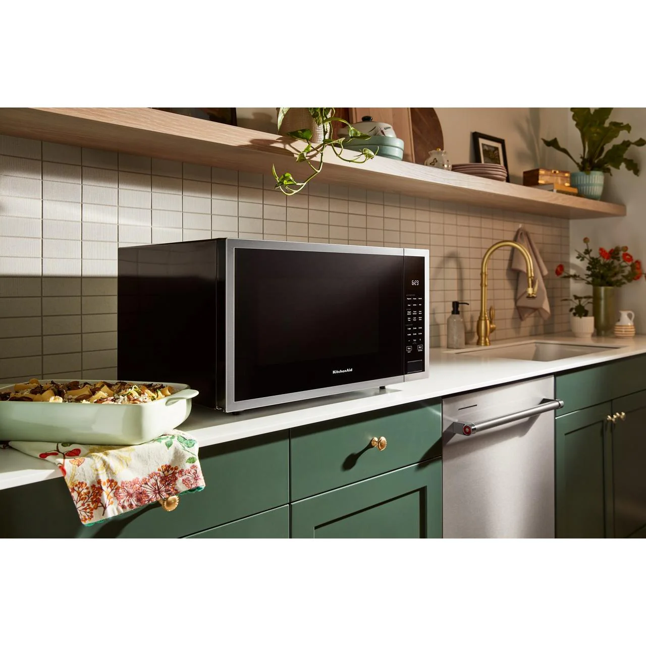 KitchenAid Four à micro-onde de comptoir de 1,6 pi. cu. YKMCS122RPS - Image 9