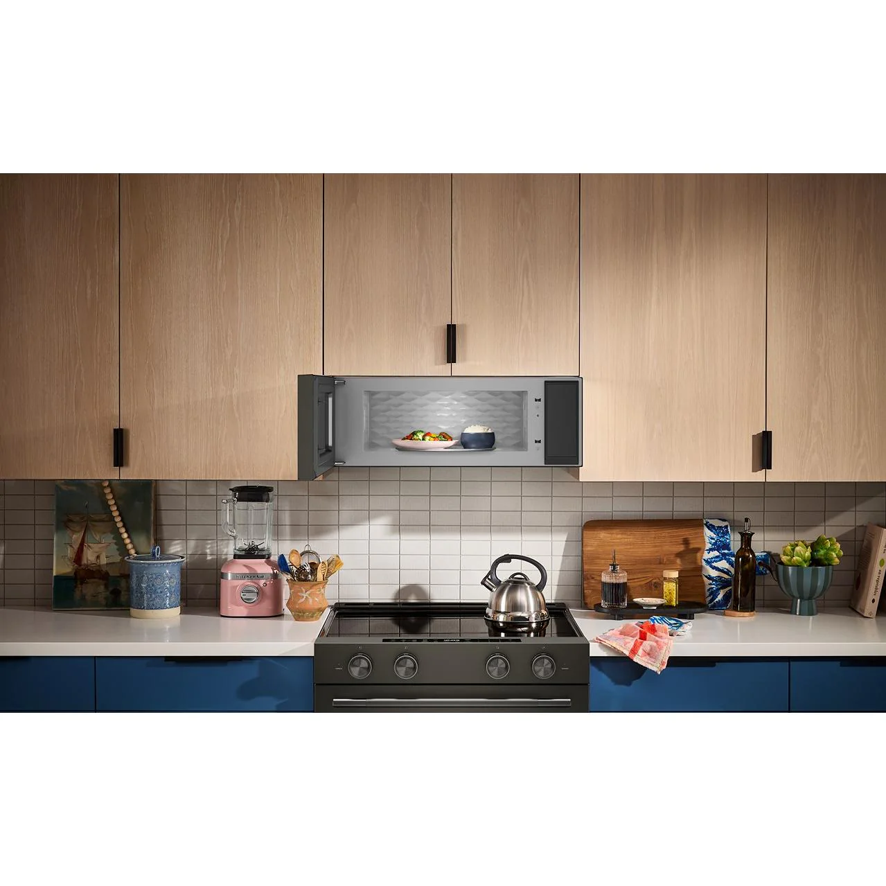 KitchenAid Four à micro-ondes à hotte intégrée de 30 pouces, 1,1 pi. cu. YKMML550RPS - Image 26