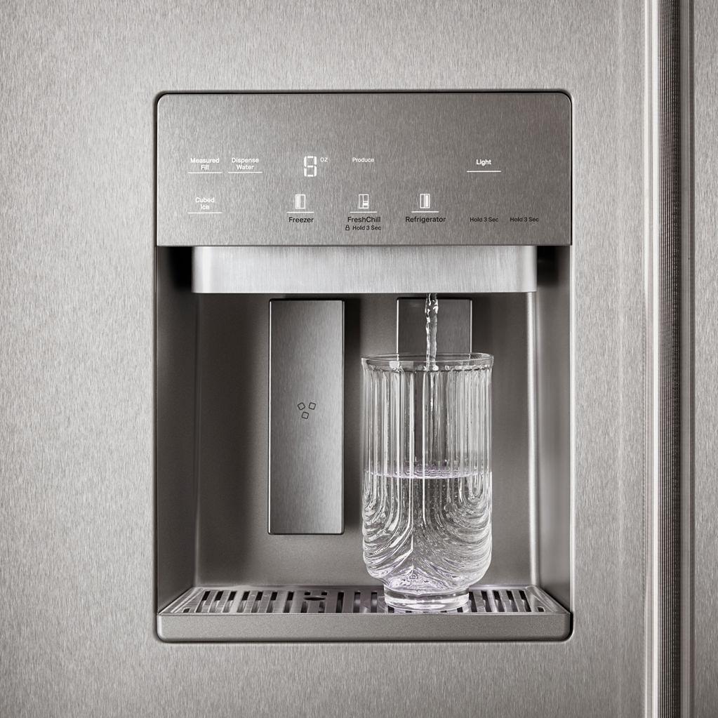 KitchenAid Réfrigérateur côte-à-côte intégré de 48 pouces, 29,4 pi. cu. avec distributeur d'eau et de glace externe KBSD748SPS - Image 8