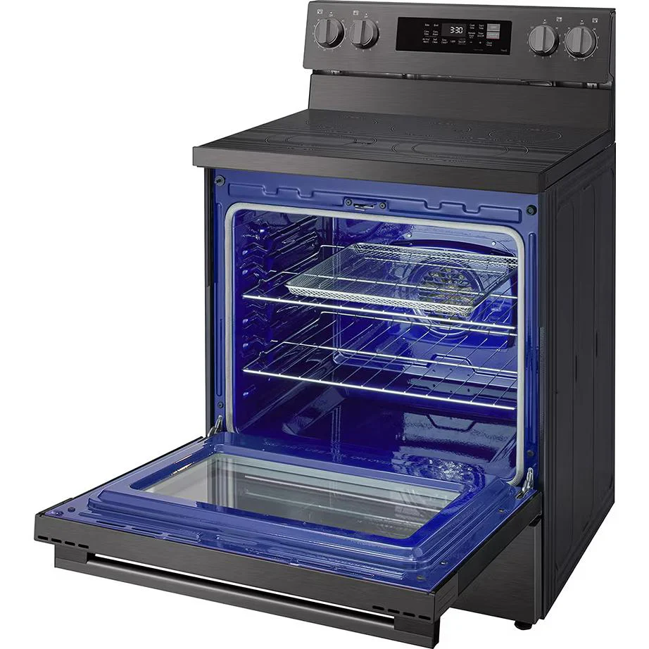 LG Cuisinière électrique intelligente de 30 pouces avec fonction Air Fry LREN6325ZE - Image 6
