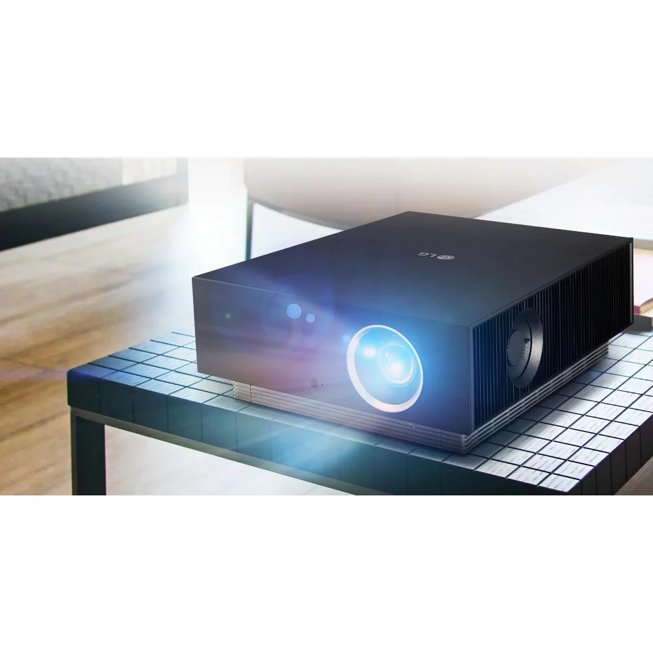 LG Projecteur intelligent CineBeam 4K UHD AU810PB - Image 9