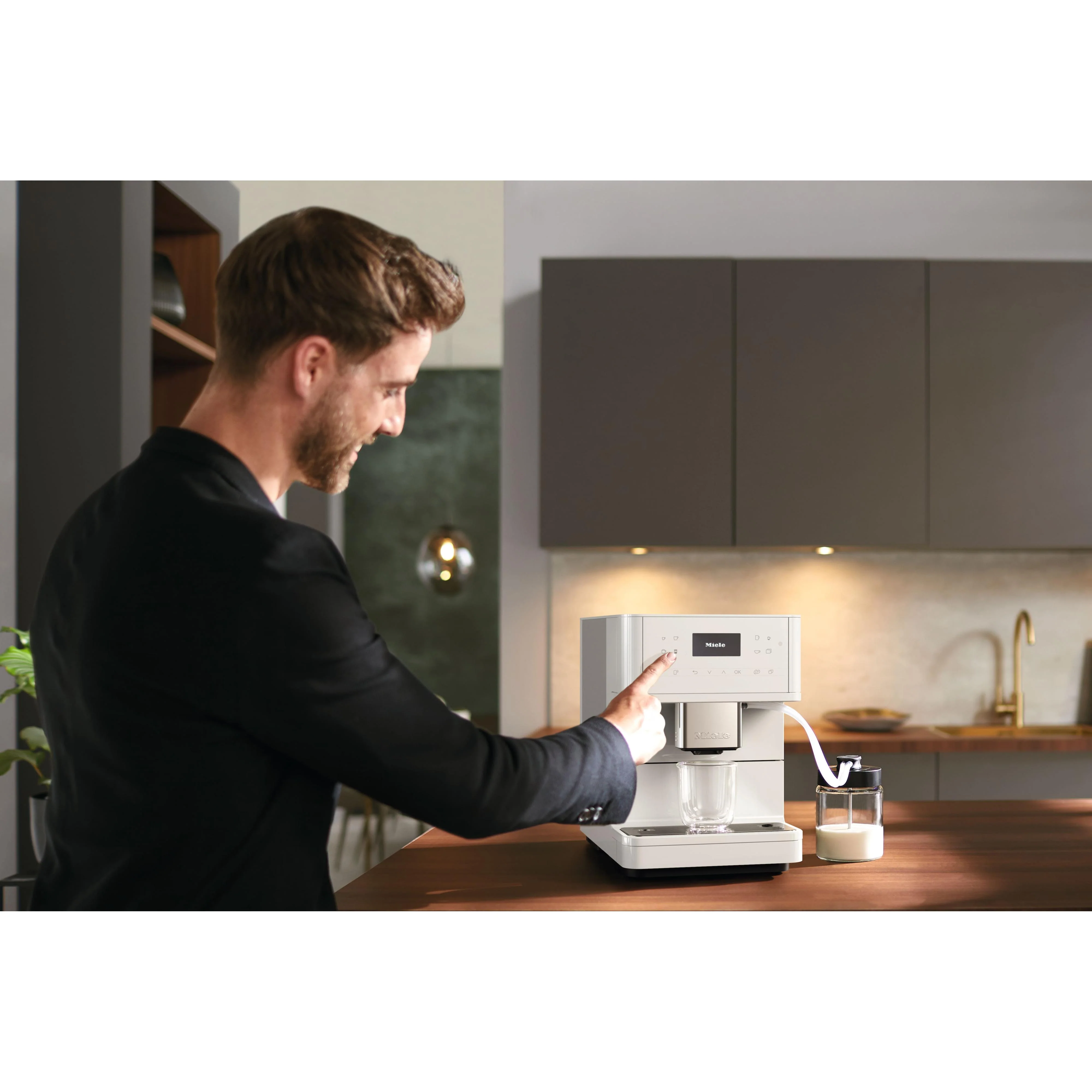 Miele Machine à café CM 6160 MilkPerfection Lotus White - Image 3