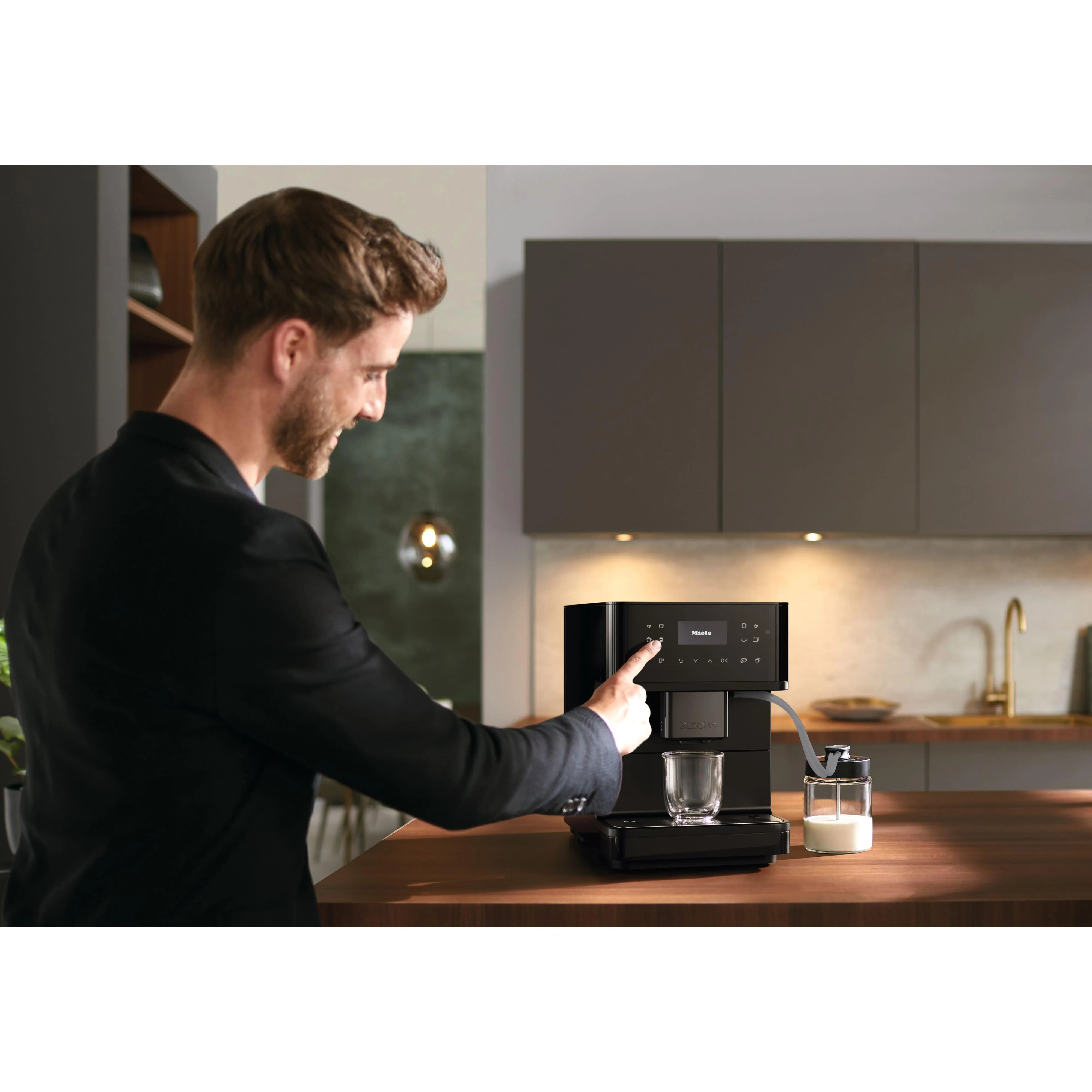 Miele Machine à café CM 6360 MilkPerfection Obsidian Matte Black - Image 5