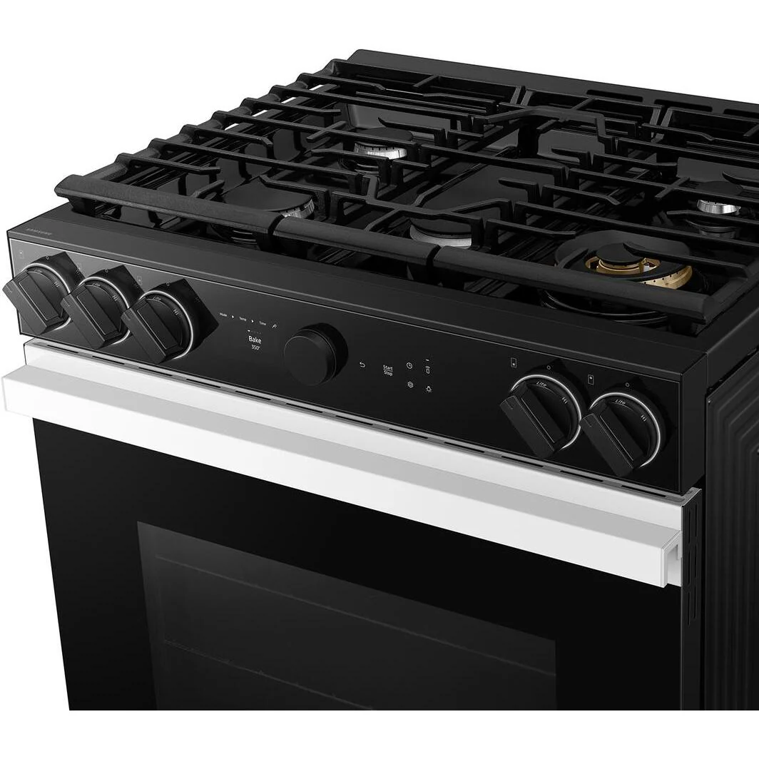 Samsung Cuisinière à gaz Smart Bespoke de 6,0 pi cu NSG6DB870012/AA - Image 7