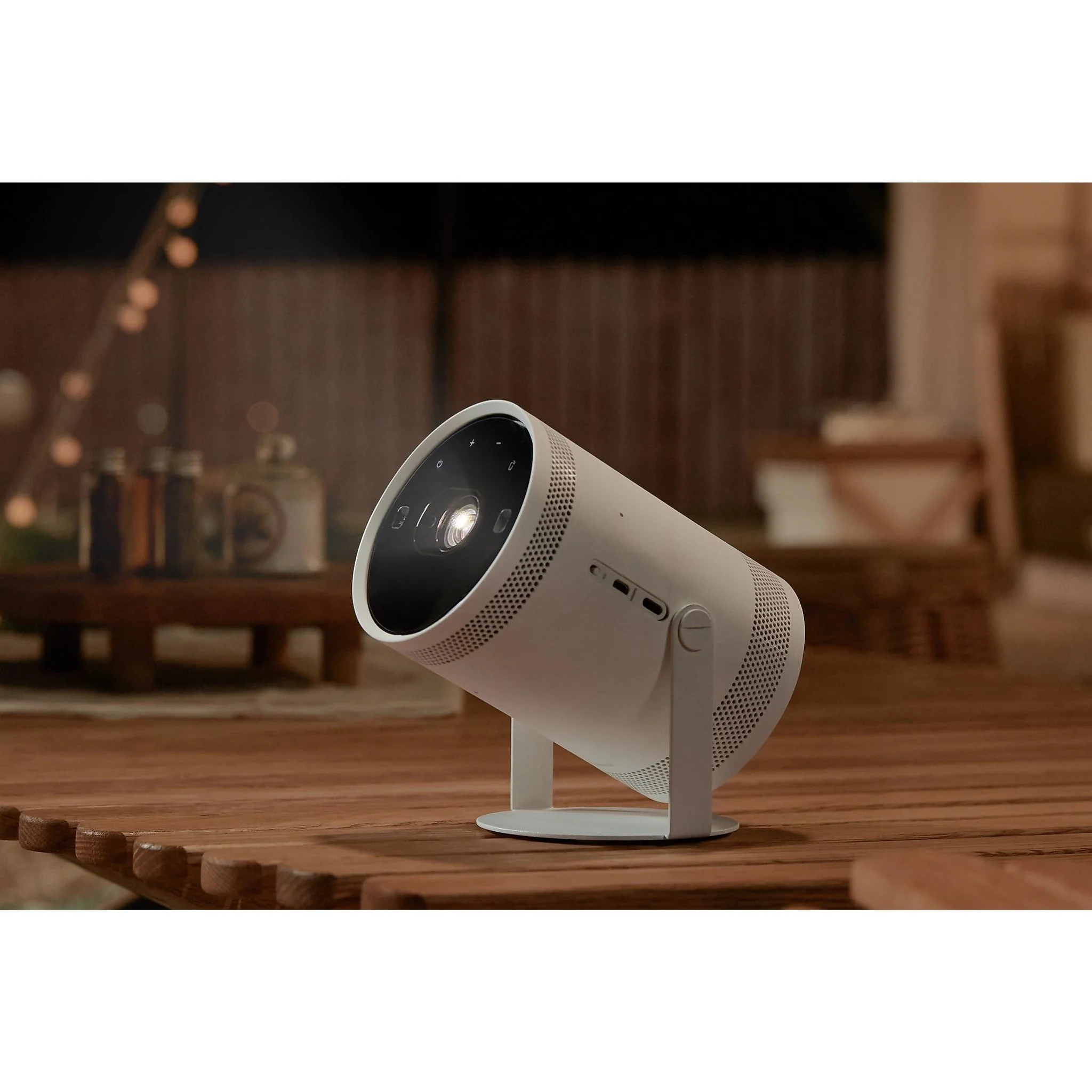 Samsung Projecteur portatif intelligent à DEL en HD intégrale Freestyle 2e génération SP-LFF3CLAXXZC - Image 13