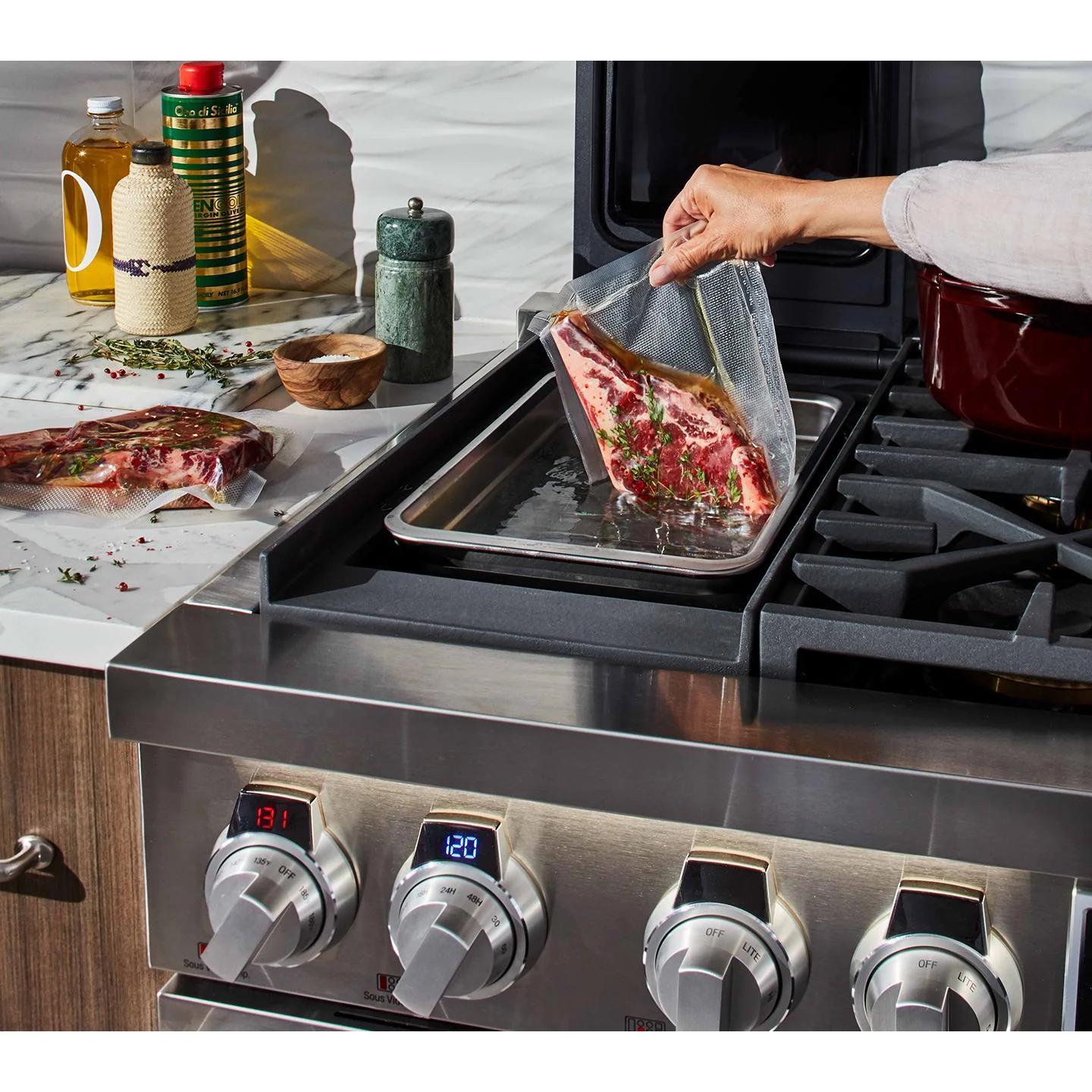 Signature Kitchen Suite Cuisinière amovible à biénergie de 48 po avec Sous Vide SKSDR480SIS - Image 10