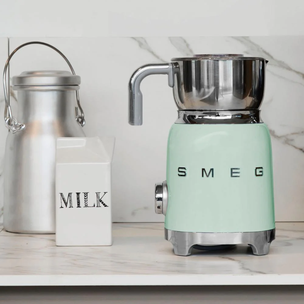 Smeg 50's Style Aesthetic mousseur à lait - Image 47