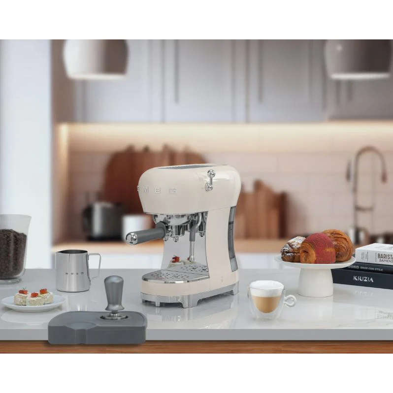 Smeg 50's Style machine espresso manuelle - Image 54