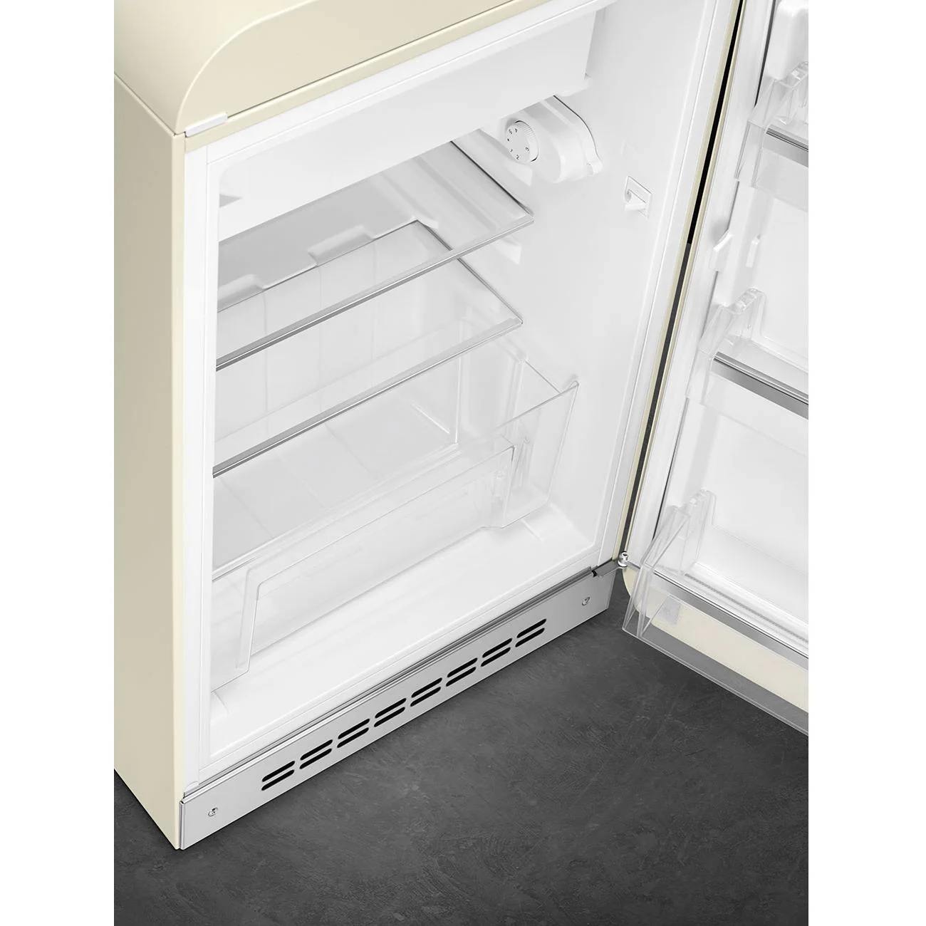 Smeg Réfrigérateur compacte de 22 po, 4.48 pi cu - Image 33
