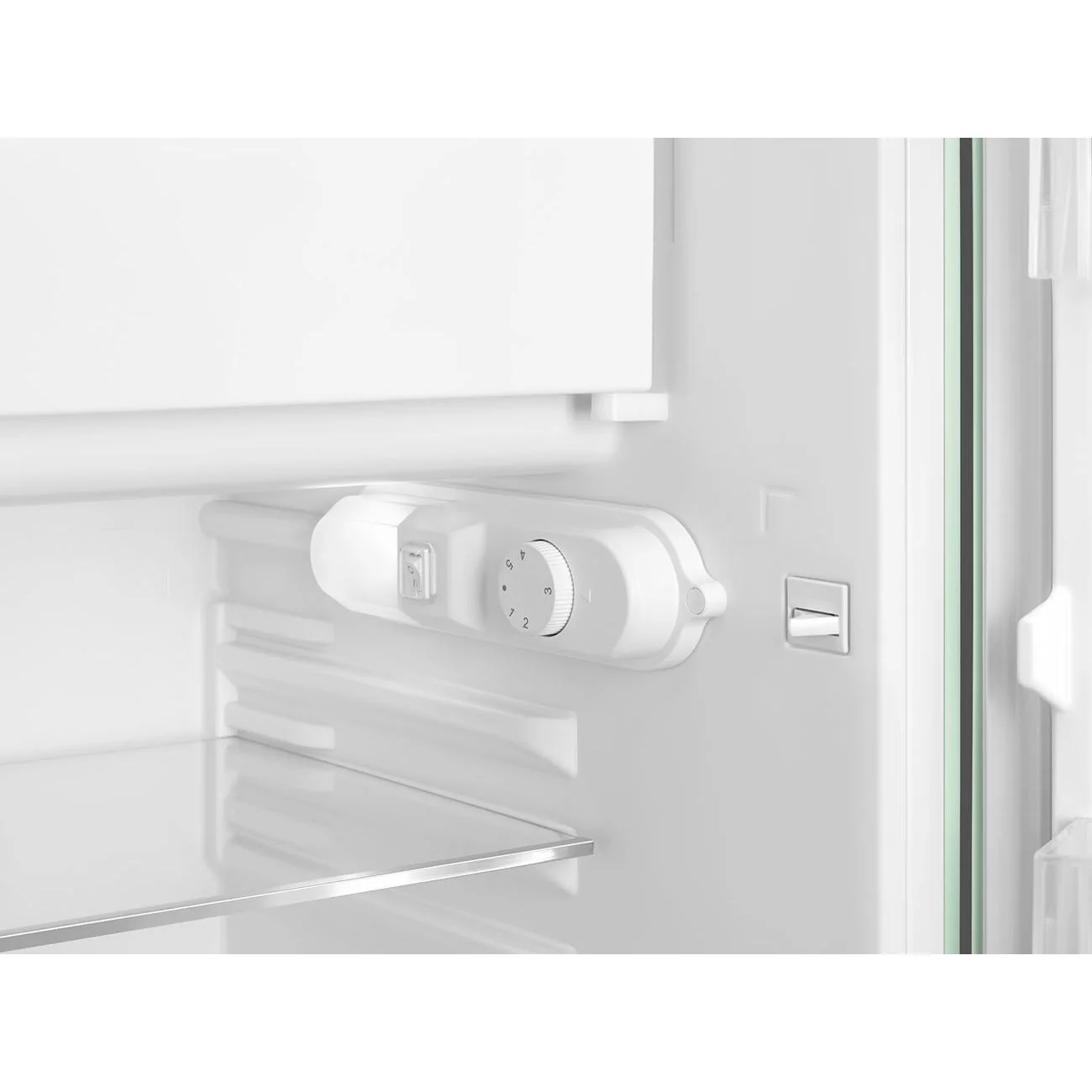 Smeg Réfrigérateur compacte de 22 po, 4.48 pi cu - Image 39