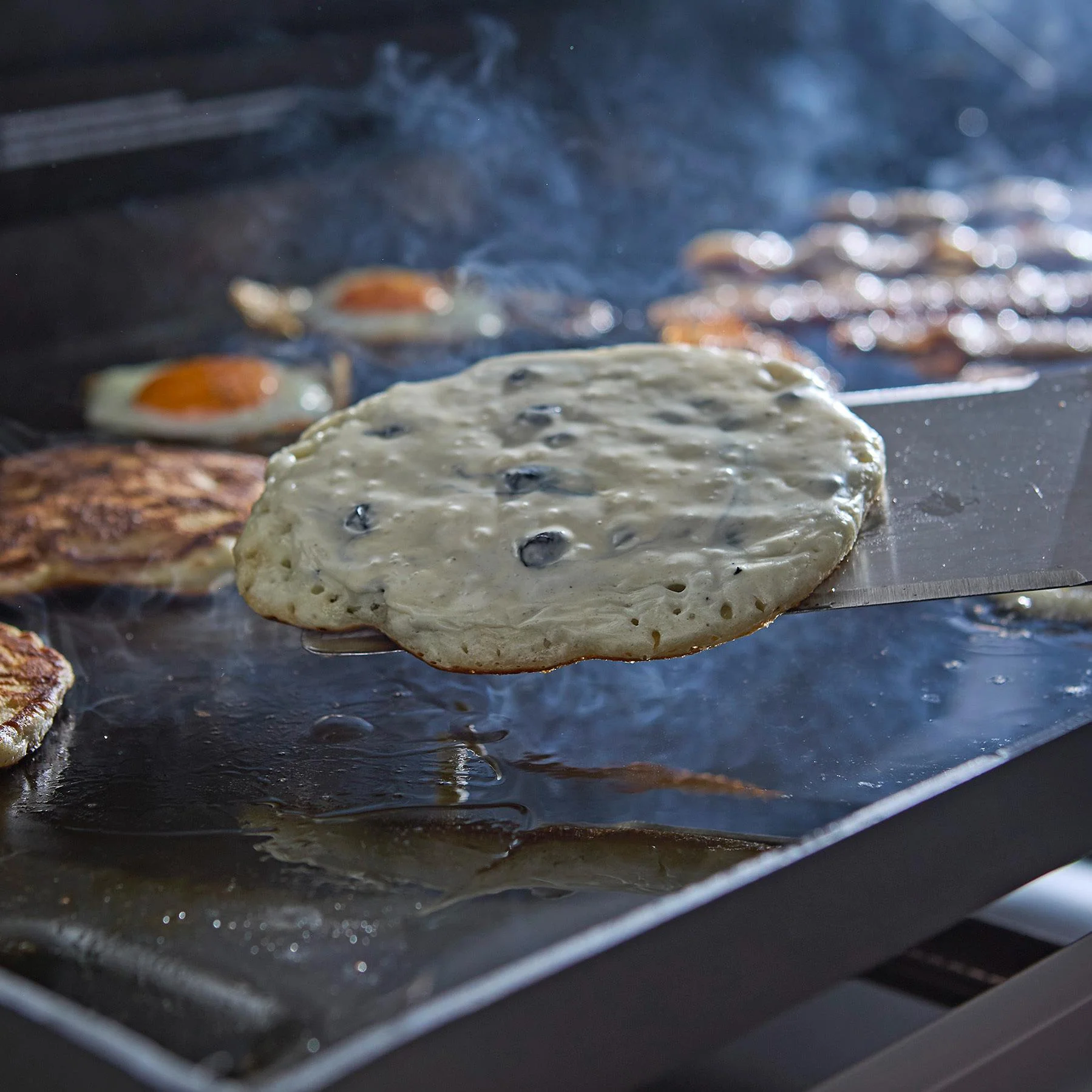 Weber Gril Plancha antirouille Slate de 28 pouces  - Propane 1501345 - Image 7