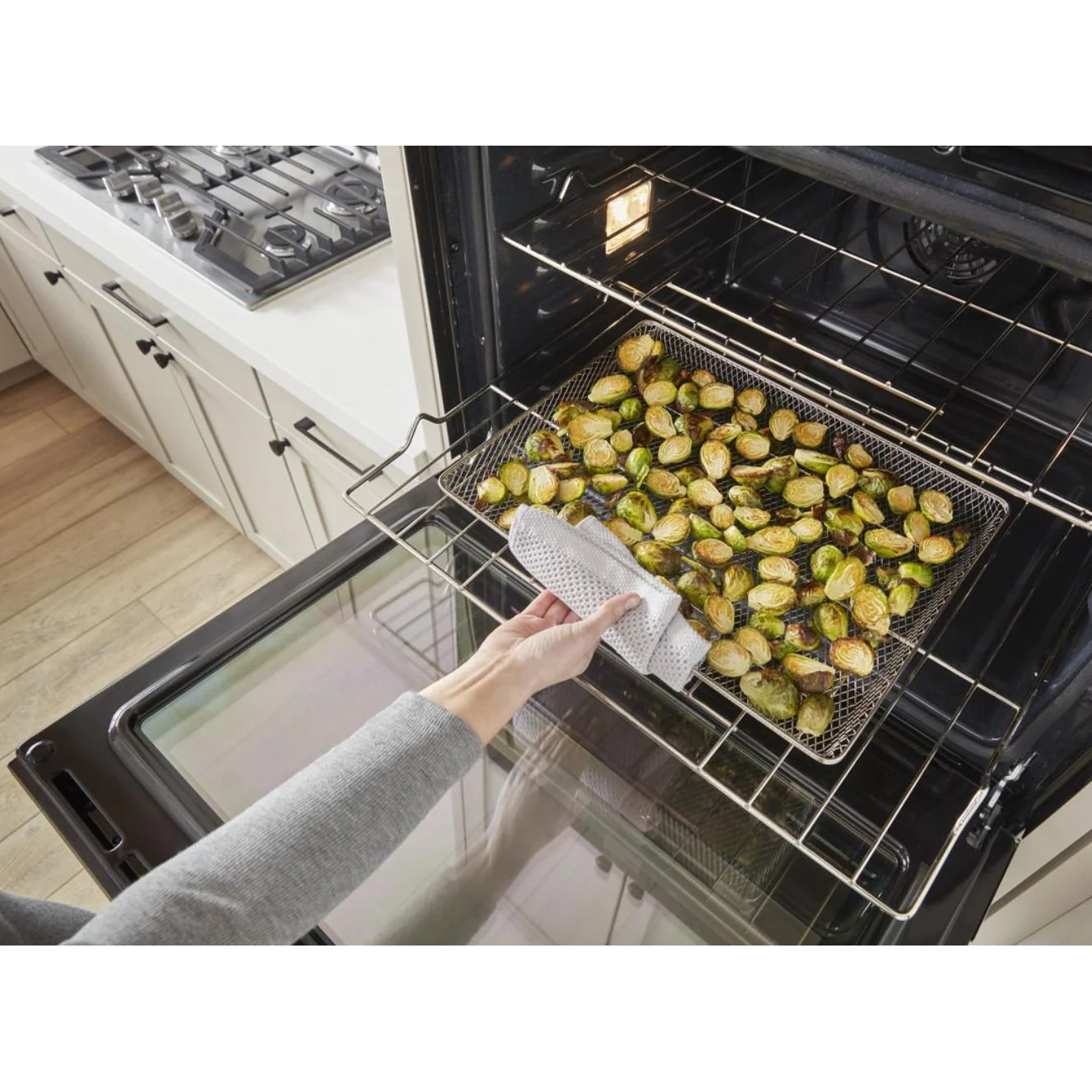 Whirlpool Four mural à micro-ondes combiné avec friture à air de 27 pouces, 4.3 pi cu WOEC7027PZ - Image 7