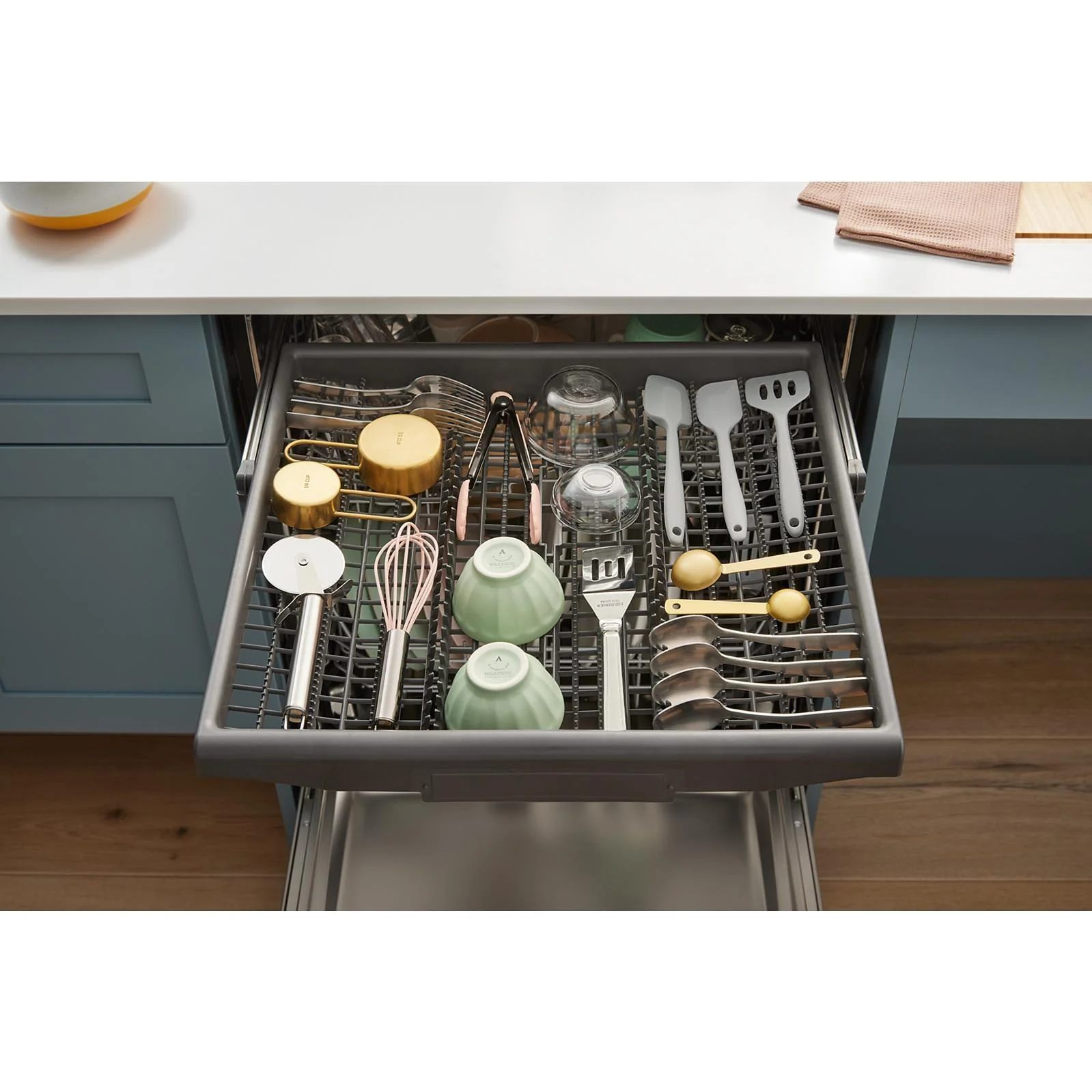 Whirlpool Lave-vaisselle affleurant aux armoires de 47 dBA avec 3e panier WDTF5024SZ - Image 4