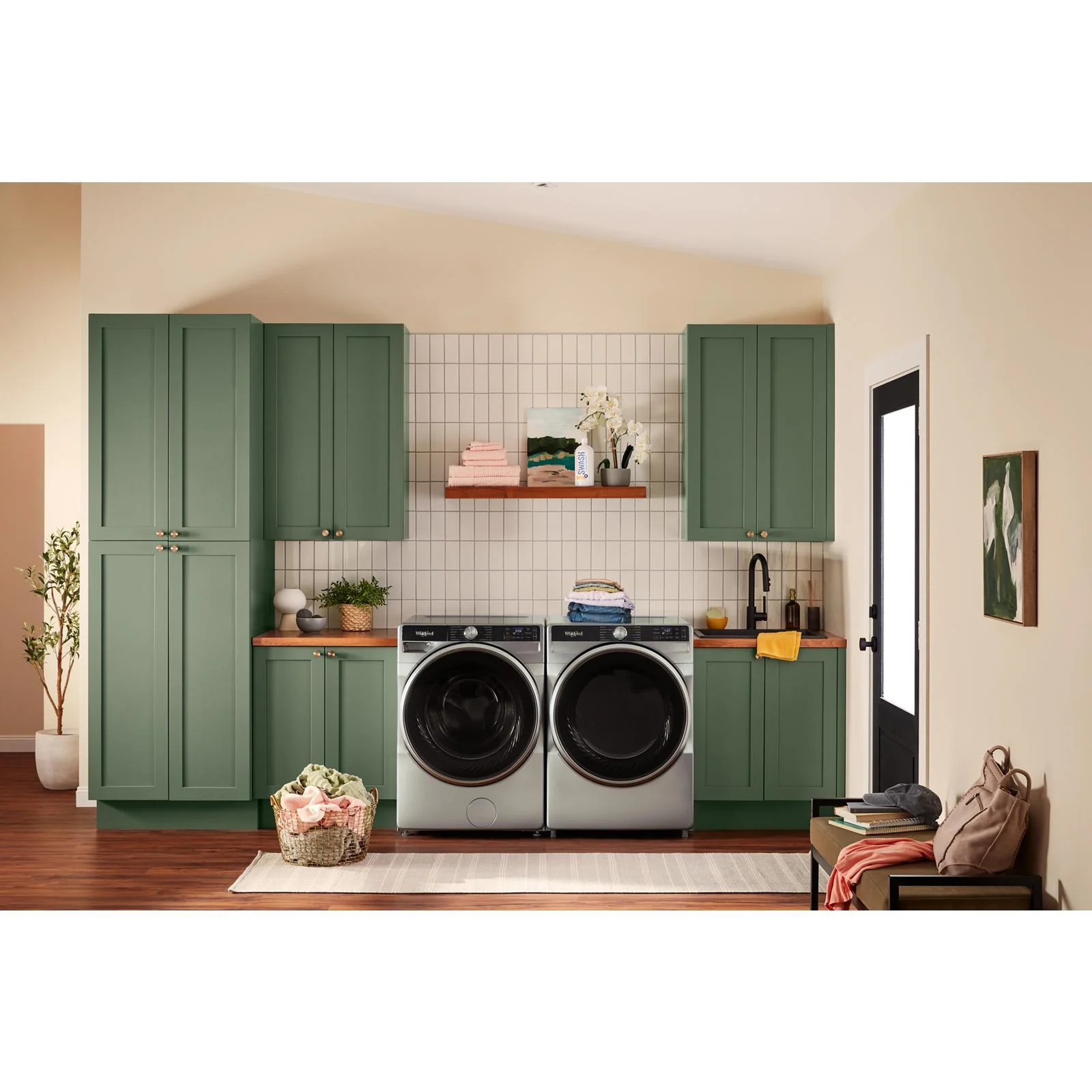 Whirlpool Laveuse à chargement frontal de 5,8 pi cu avec système de ventilation FreshFlow™ - Image 16