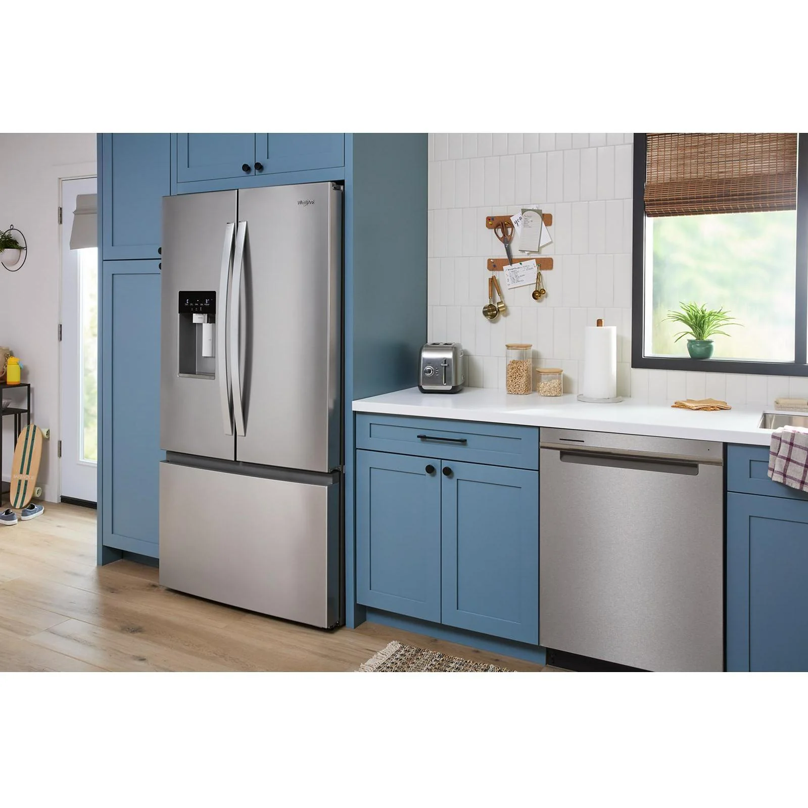 Whirlpool Réfrigérateur 36 pouces à portes françaises de 23,4 pi³ - Image 11