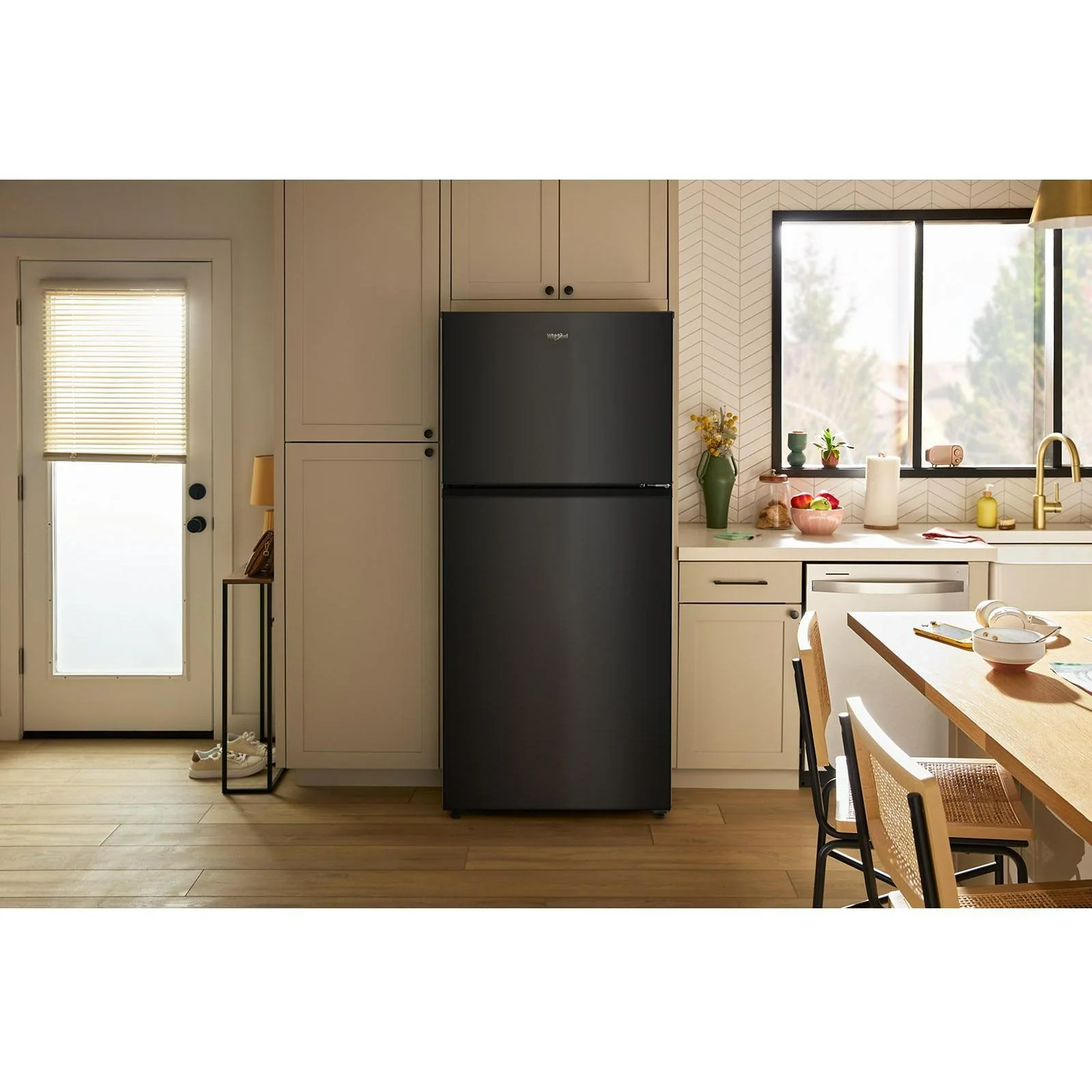 Whirlpool Réfrigérateur à congélateur supérieur de 29,5 po et 19 pi³ avec refroidissement à couverture totale WRTX5419SB - Image 19