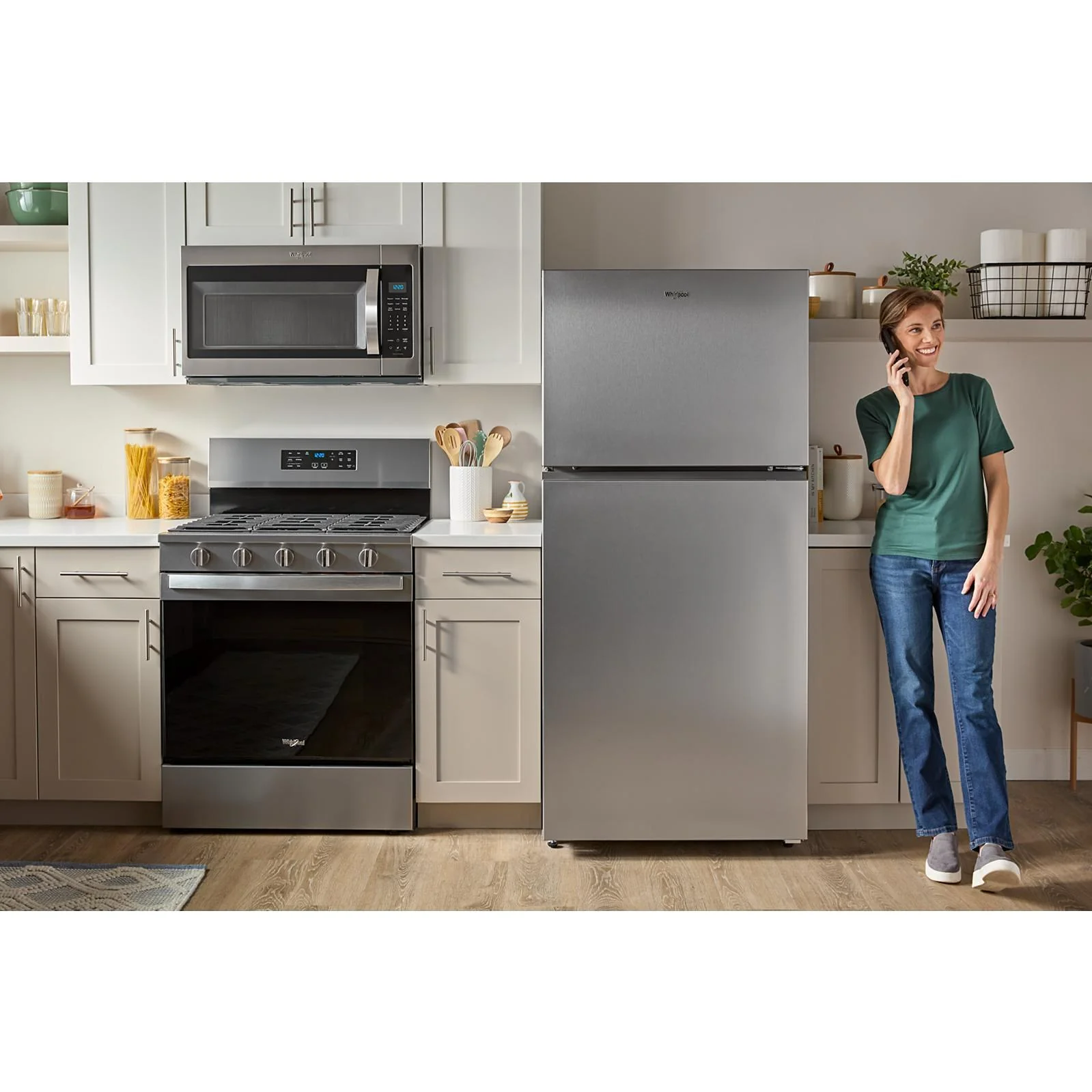 Whirlpool Réfrigérateur de 28 po, 14 pi³, à congélateur supérieur avec système Total Coverage Cooling WRTX3314TB - Image 12